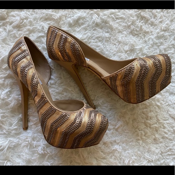 Steve Madden Sequin Heels - Picture 1 of 4